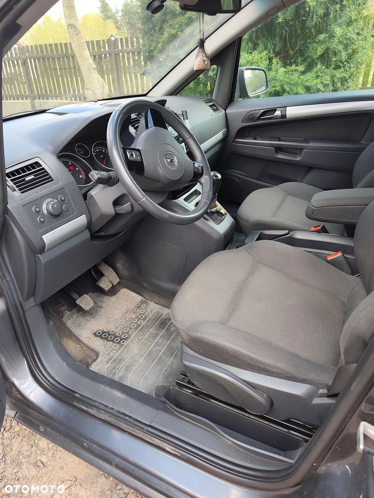 Opel Zafira 1.7 CDTI - 11