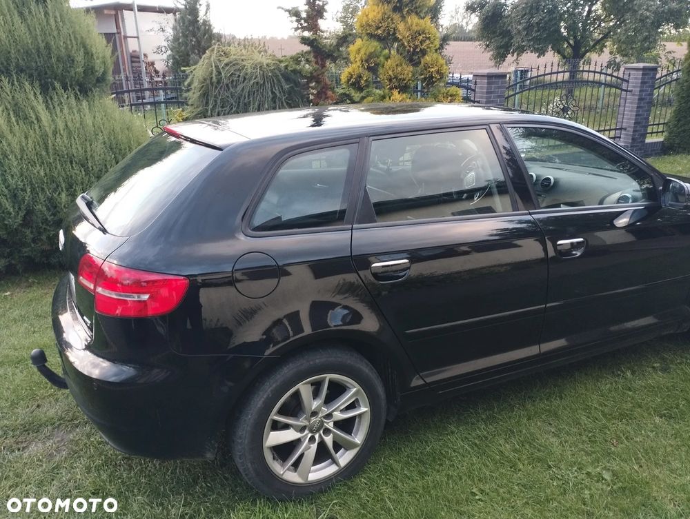 Audi A3 Sportback 2.0 TDI DPF S line Sportpaket - 6
