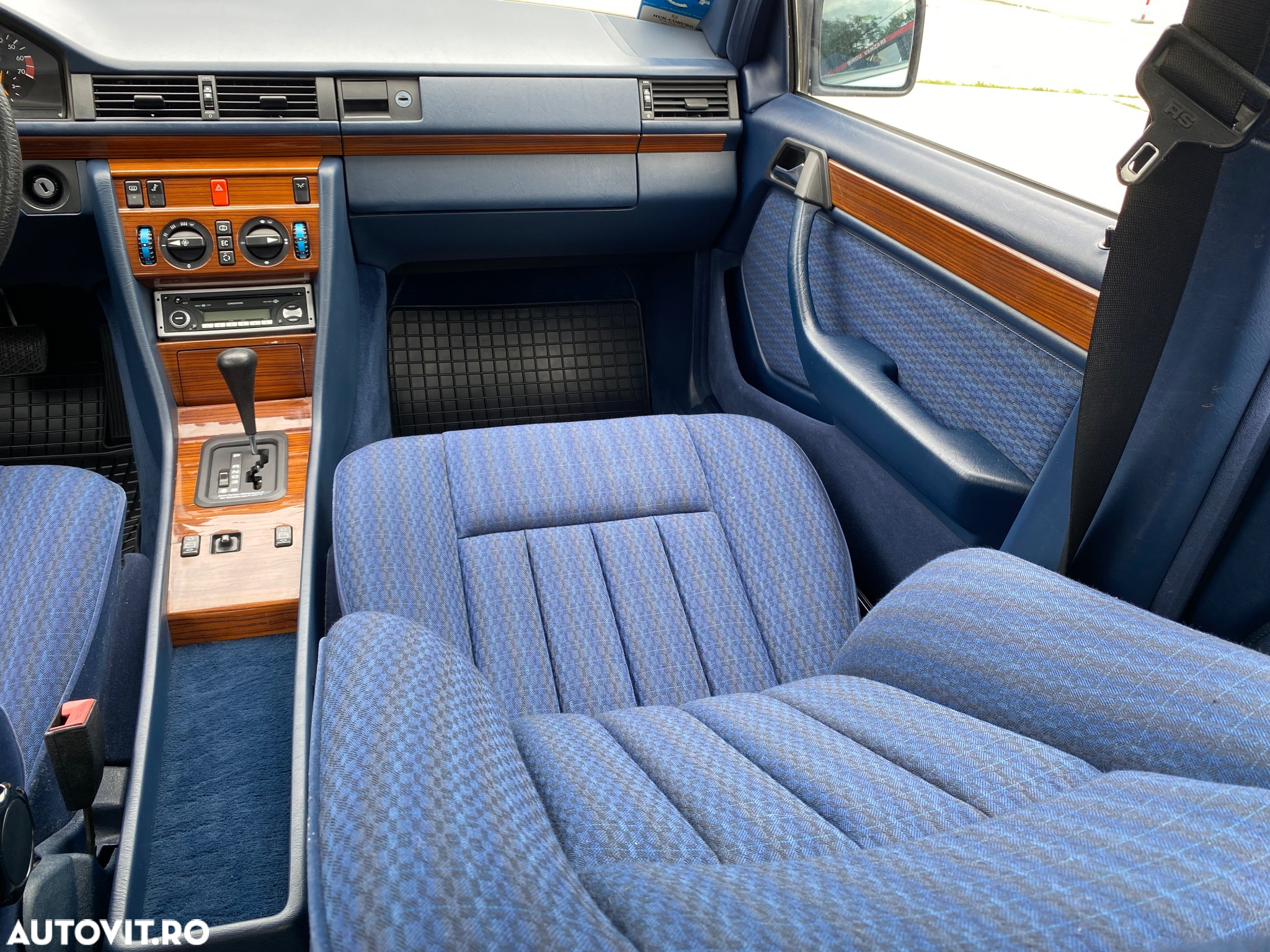 Mercedes-Benz W124 - 16