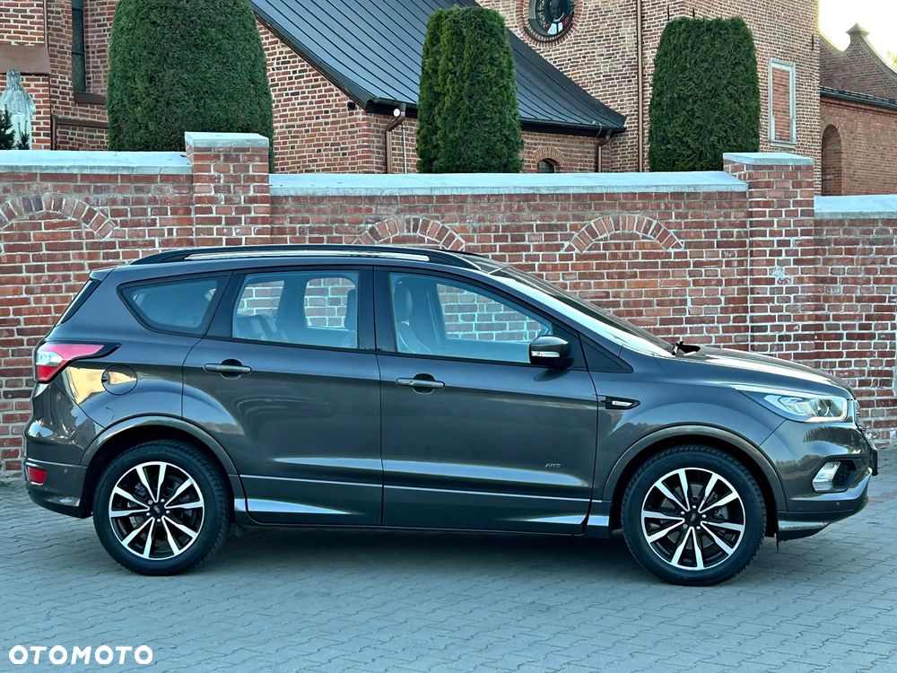 Ford Kuga 2.0 TDCi 4x4 ST-Line - 37