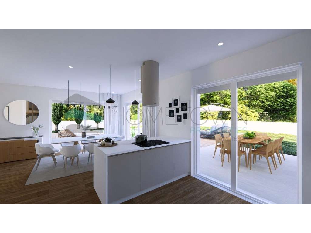 Moradia de Luxo V4 em Renovação - Localização Privilegiada em Vilam... - Grande imagem: 2/25