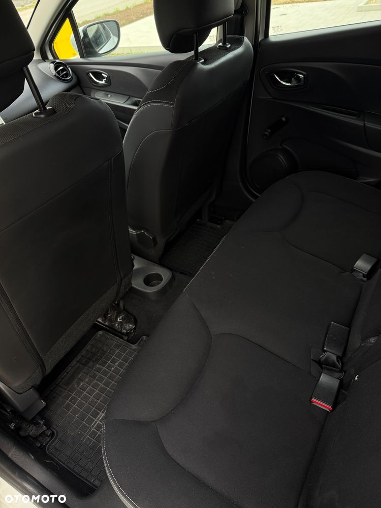 Renault Clio - 6