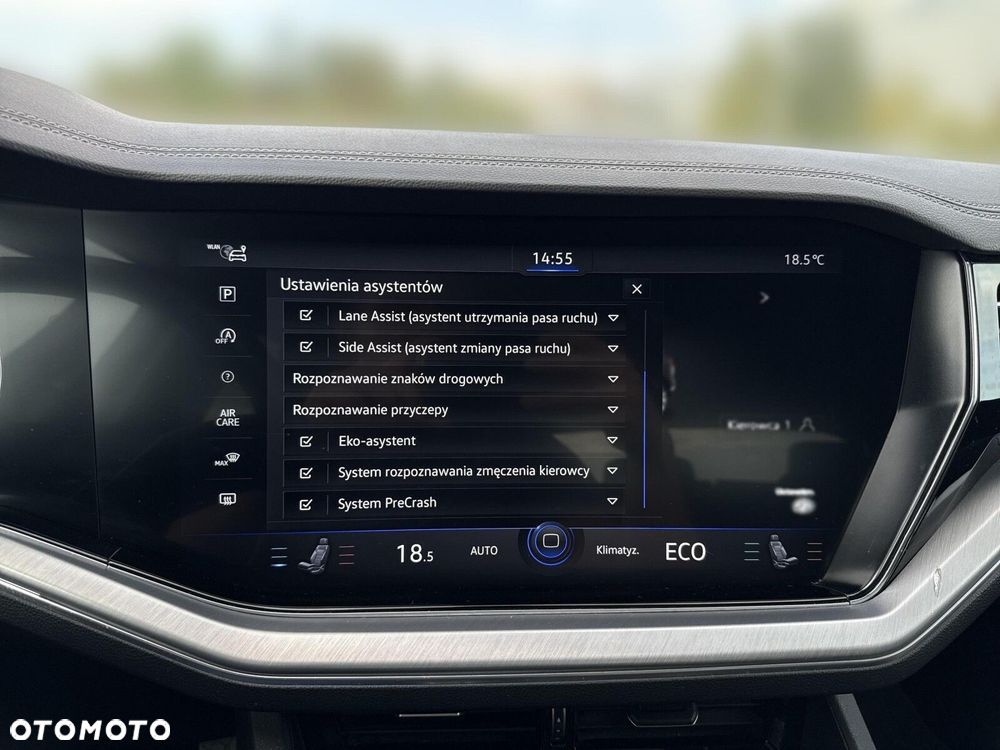 Volkswagen Touareg - 30