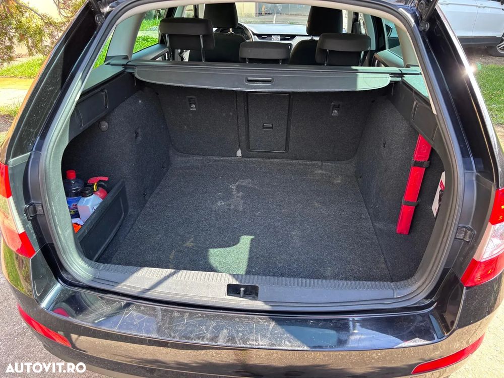 Skoda Octavia 1.6 TDI DSG Style - 13