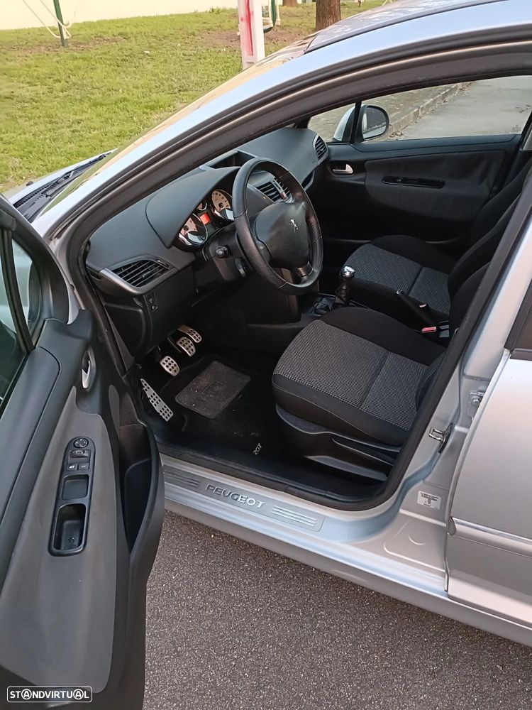 Peugeot 207 1.4 HDi Sport - 13