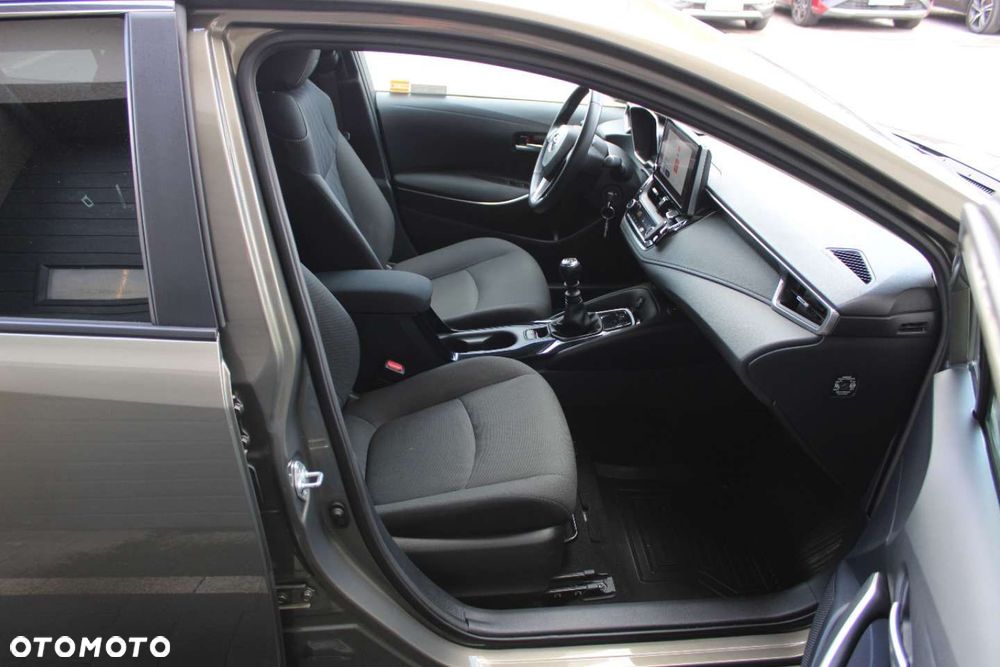 Toyota Corolla - 25