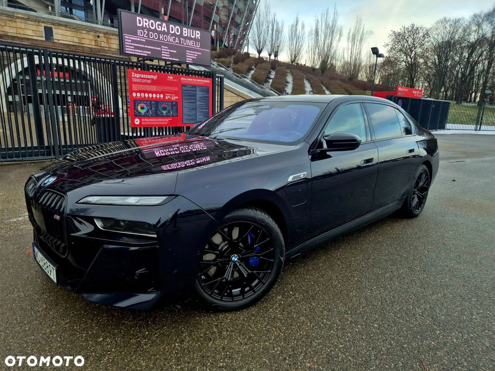 BMW Seria 7 M760e PHEV xDrive sport - 3