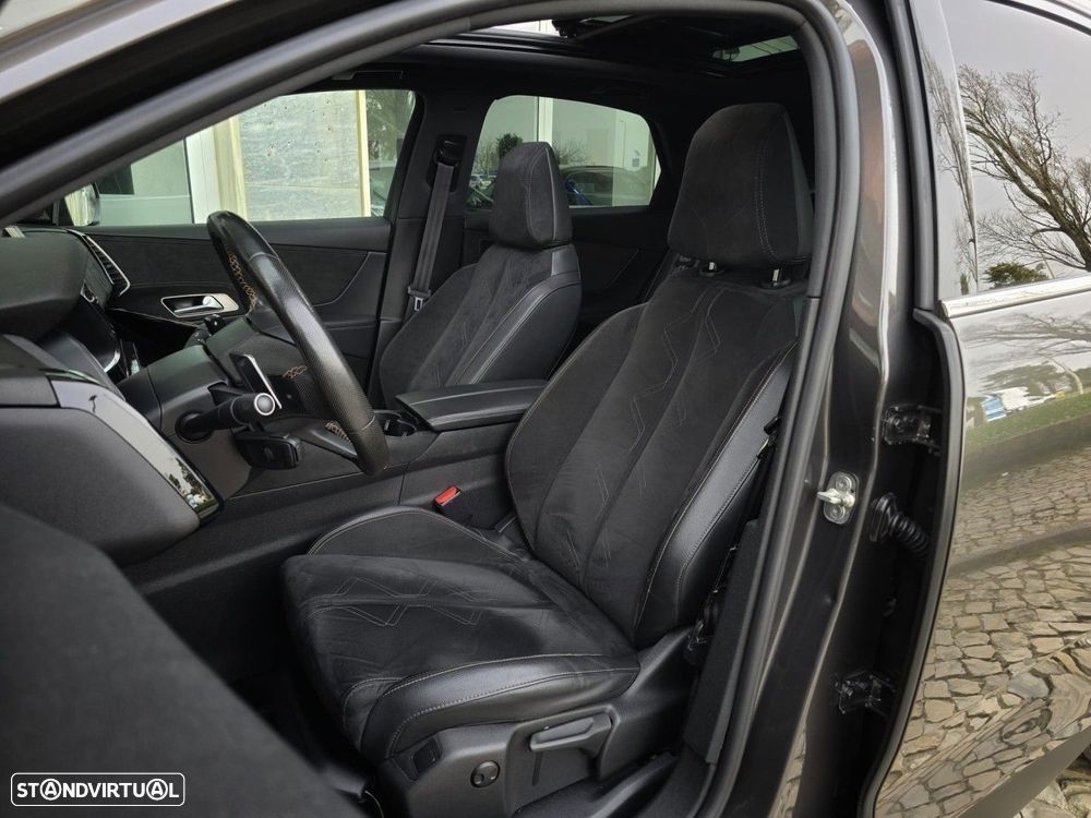 DS DS7 Crossback 2.0 BlueHDi Performance Line EAT8 - 7