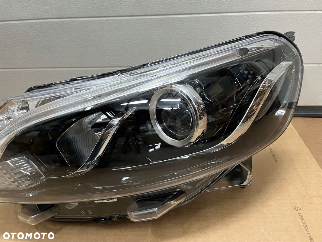 XENON LED TOYOTA PROACE II 2016-2024 REFLEKTORY TOYOTA PROACE II XENONY LED - 3