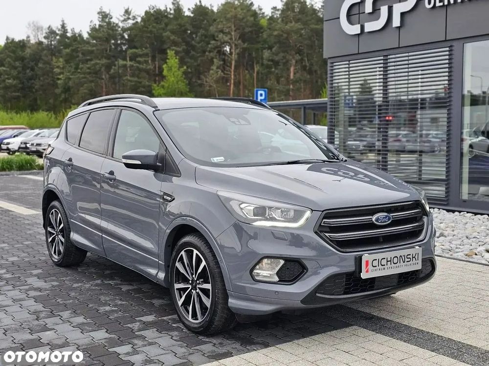 Ford Kuga 2.0 TDCi FWD ST-Line - 4