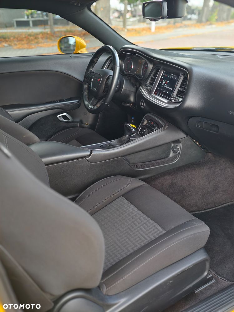 Dodge Challenger Automatik R/T Plus - 22