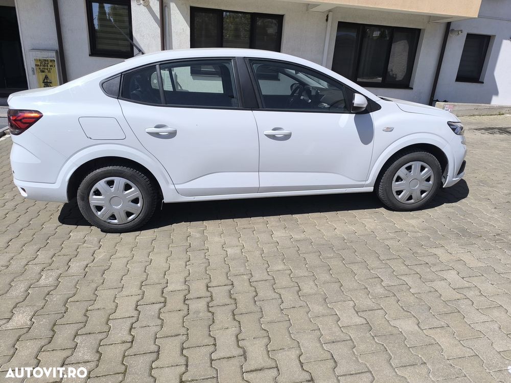 Dacia Logan TCe 90 Essential - 3