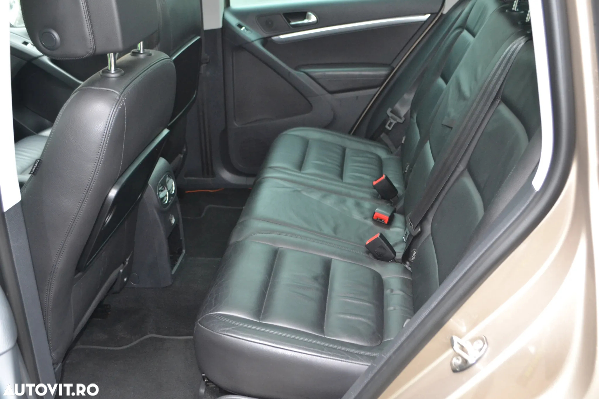 Volkswagen Tiguan - 6