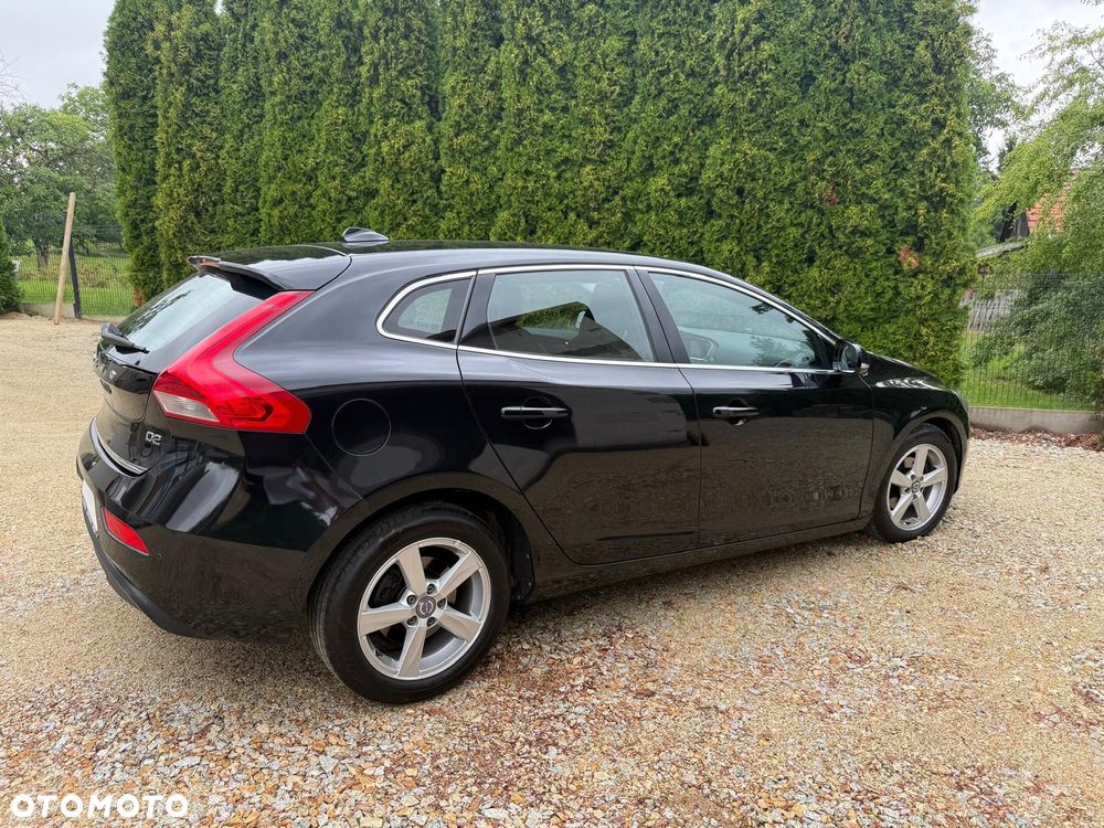 Volvo V40 D2 Momentum - 38