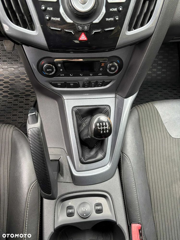 Ford Focus 1.6 TDCi DPF Start-Stopp-System Titanium - 25