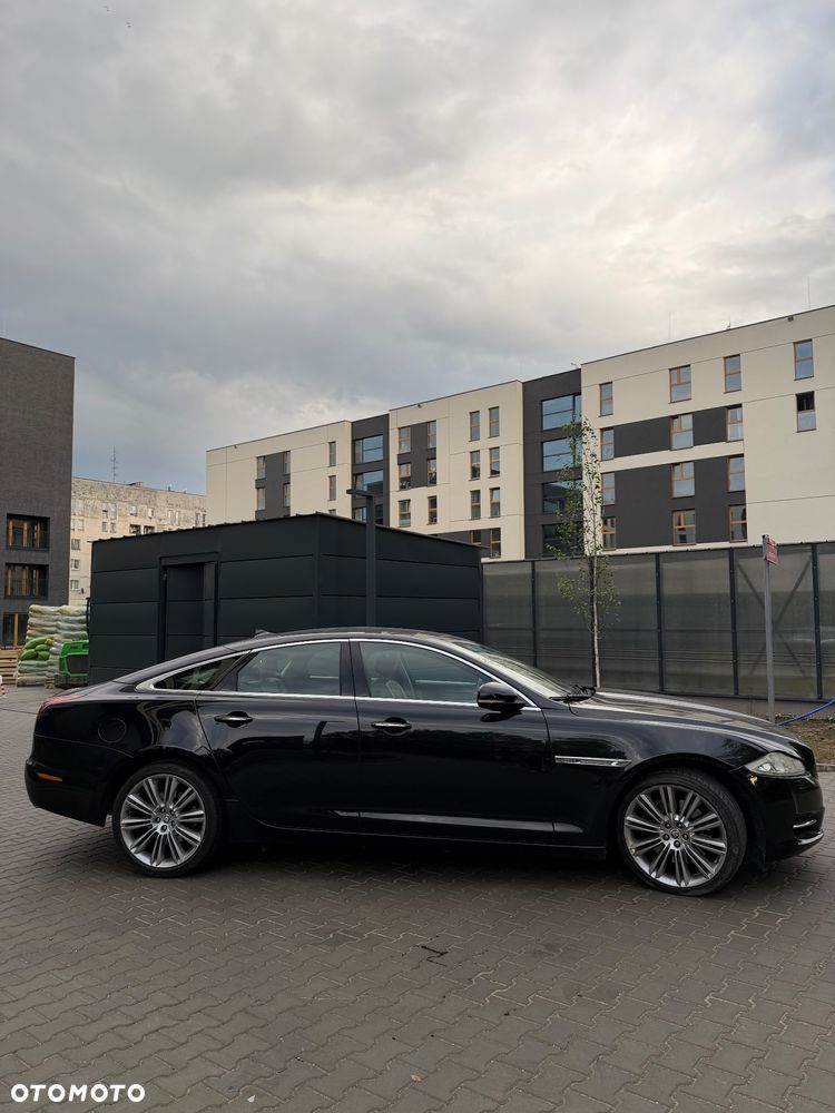 Jaguar XJ 3.0 D V6 Portfolio - 9