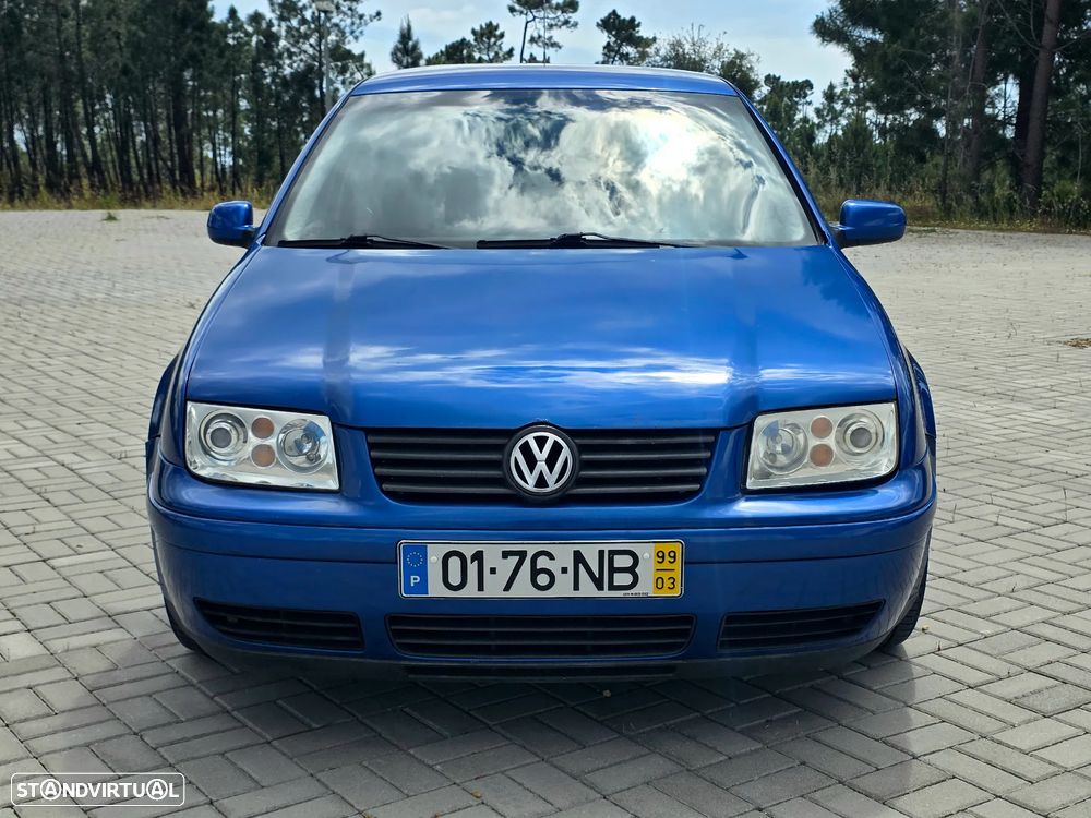 VW Bora 1.9 TDi Highline EC - 3