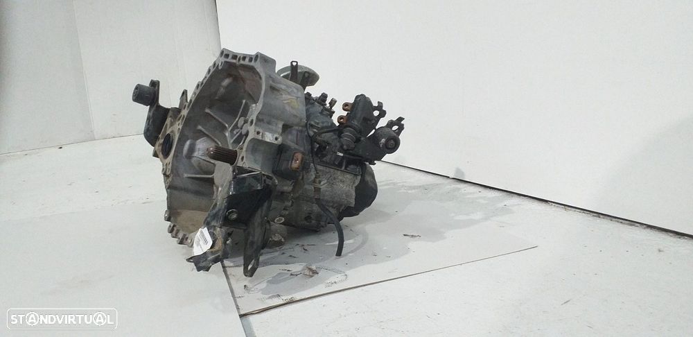 CAIXA VELOCIDADES TOYOTA AVENSIS 2005 - 3