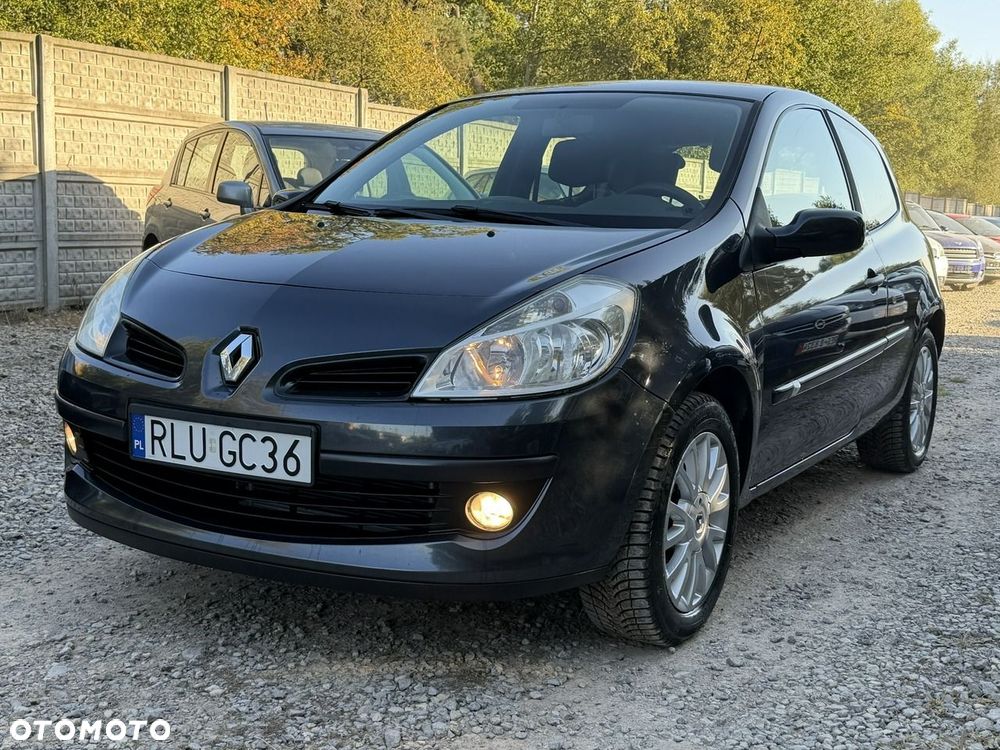 Renault Clio - 2