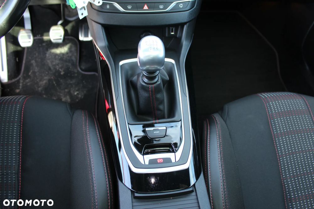 Peugeot 308 BlueHDi 130 Stop & Start GT - 13