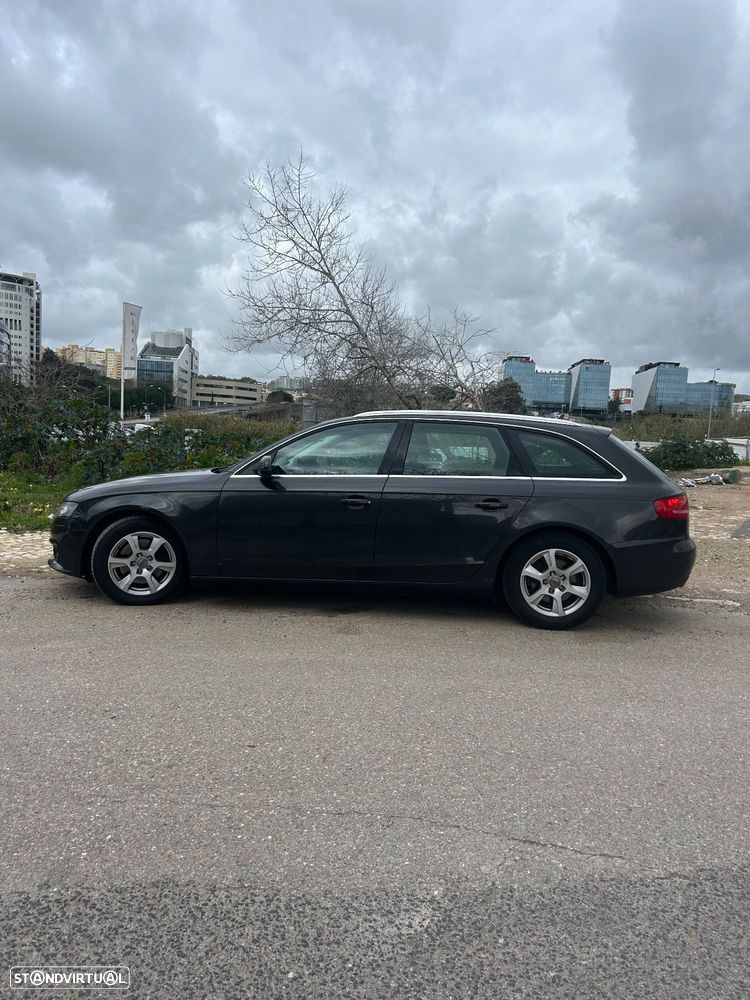 Audi A4 Avant 2.0 TDI Business Line - 10