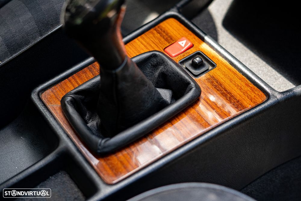 Mercedes-Benz W201 (1982-1993) 190 D 2.0 - 26