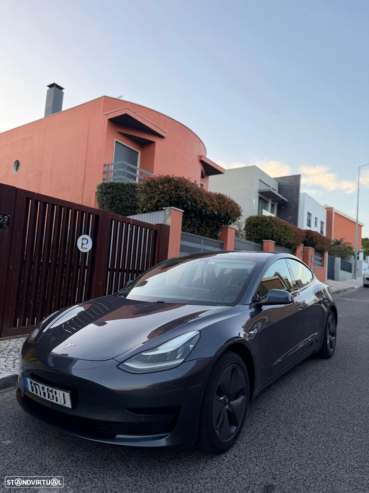 Tesla Model 3 Standard Range Plus RWD - 1