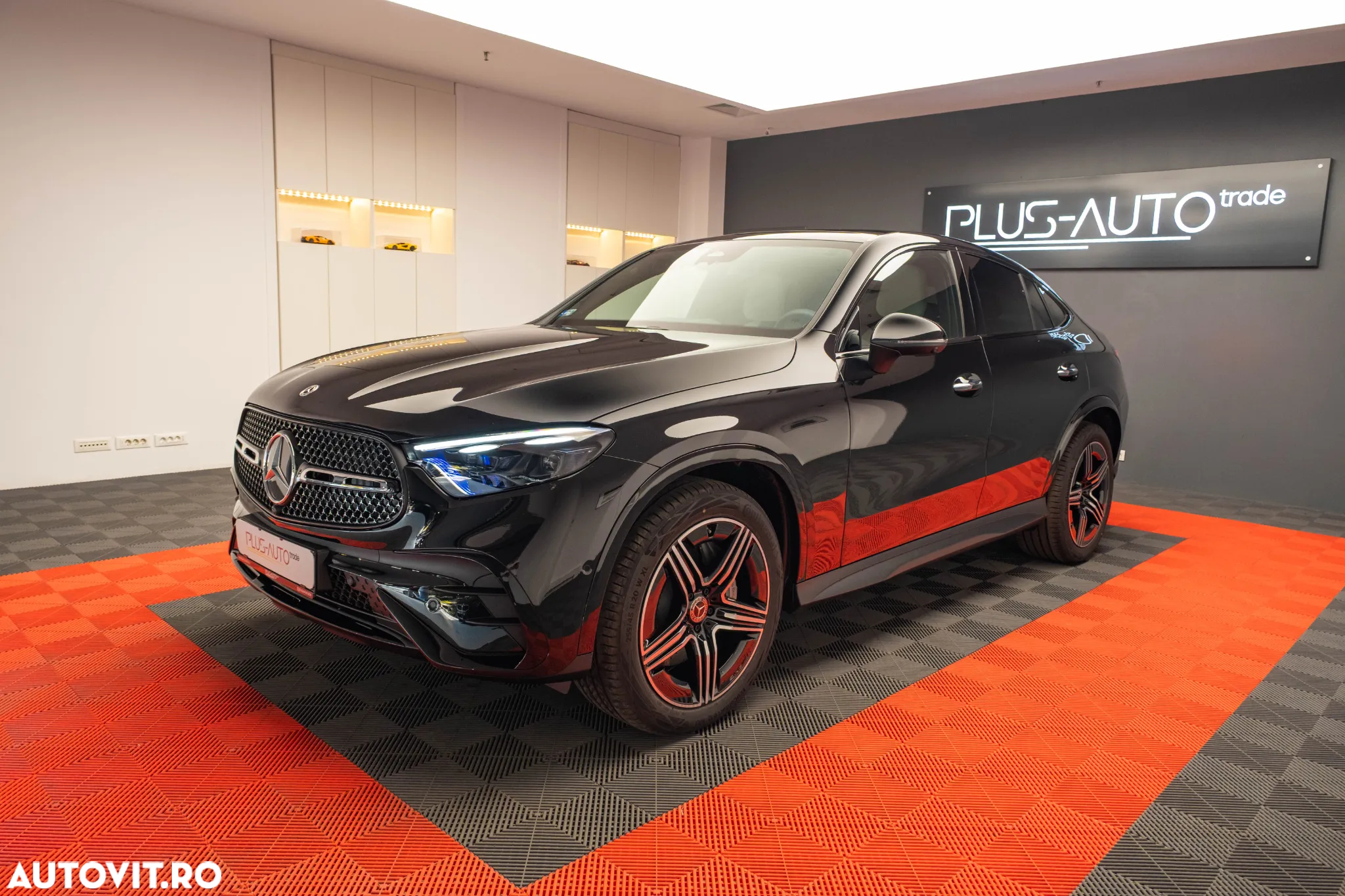 Mercedes-Benz GLC 220 d 4MATIC MHEV - 4