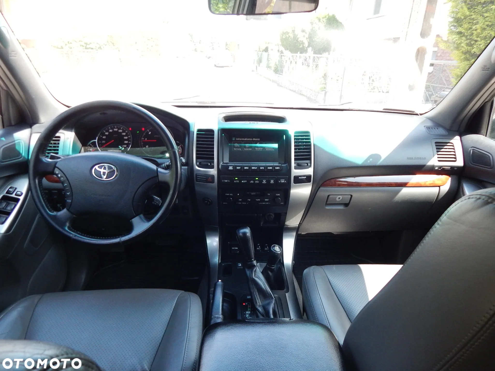 Toyota Land Cruiser - 15