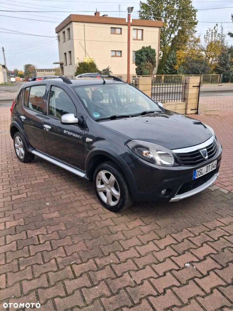 Dacia Sandero 1.6 16V Hi-Flex - 5