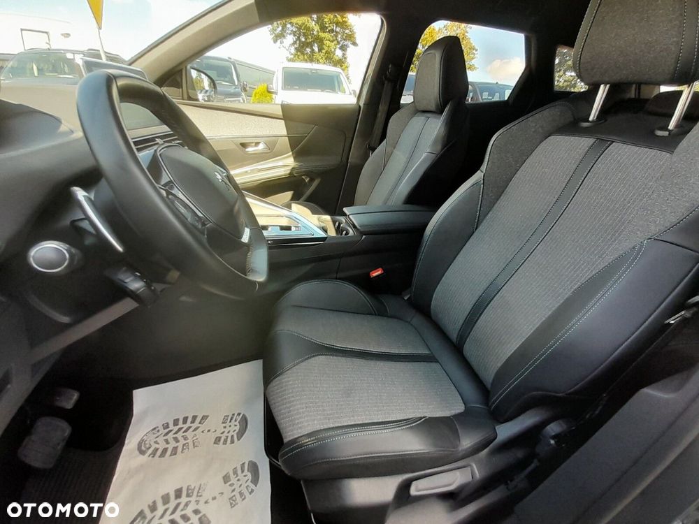 Peugeot 3008 1.2 PureTech mHEV Allure Pack S&S e-DCS6 - 16