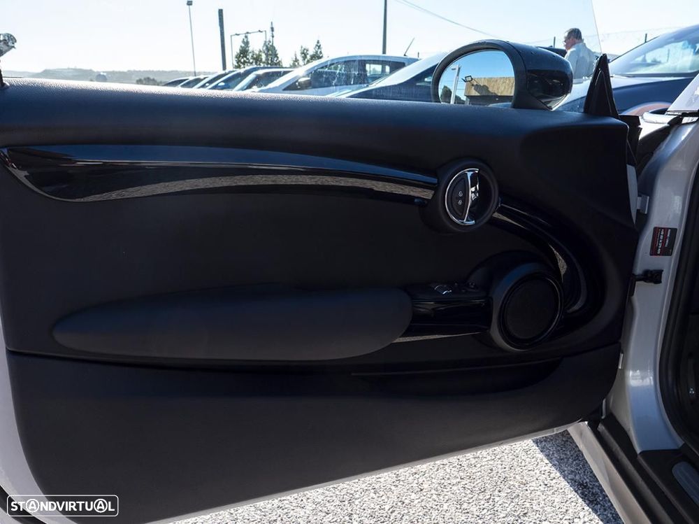 MINI 3 Portas Cooper SE - 22