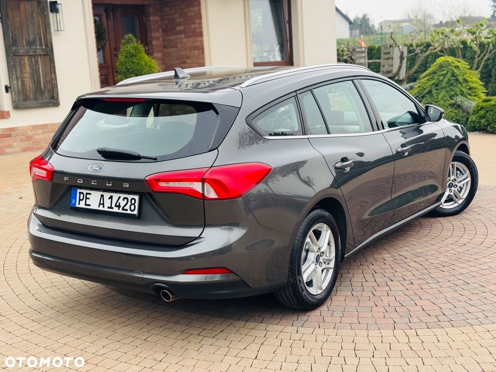 Ford Focus 1.5 EcoBlue Start-Stopp-System TITANIUM DESIGN - 4