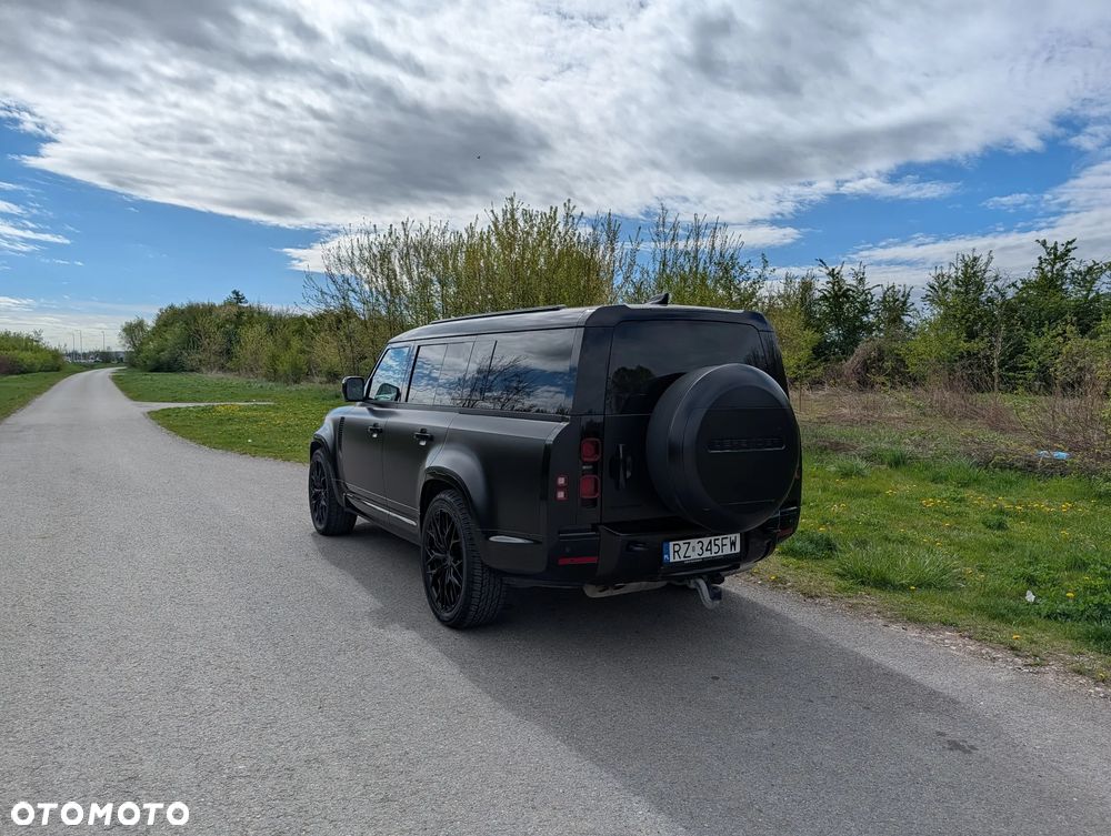 Land Rover Defender 3.0 D300 mHEV X-Dynamic HSE - 5