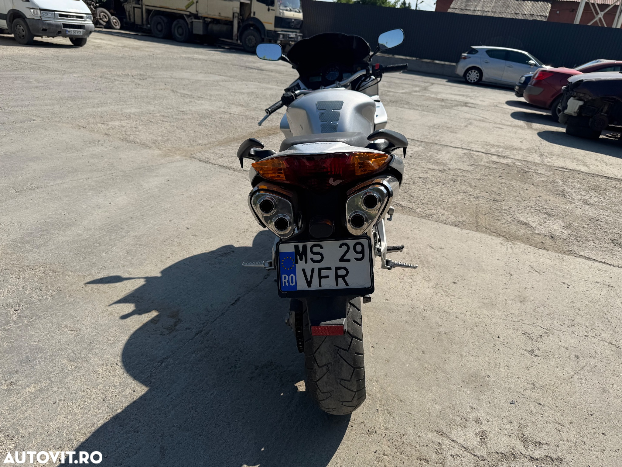 Honda VFR 800F V-Tec - 5
