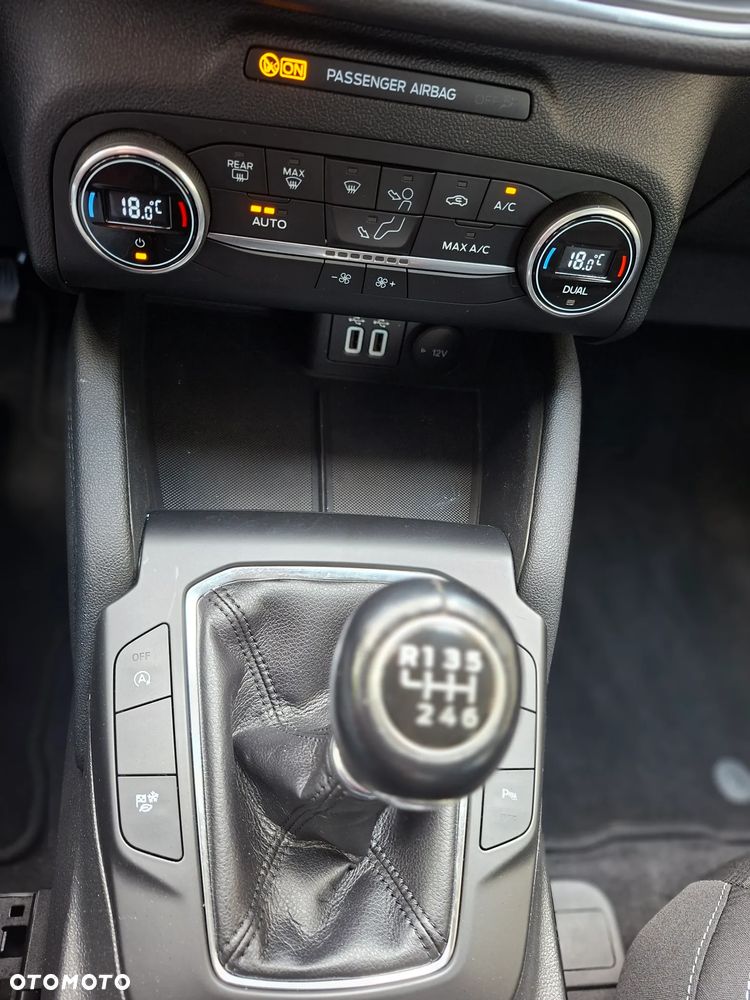 Ford Kuga 1.5 EcoBlue COOL&CONNECT - 24