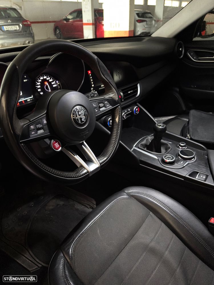 Alfa Romeo Giulia 2.2 D Super - 5