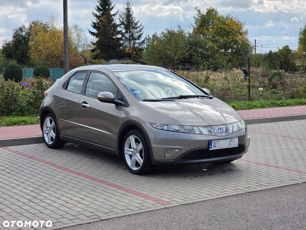 Honda Civic 1.8i-VTEC Sport - 4