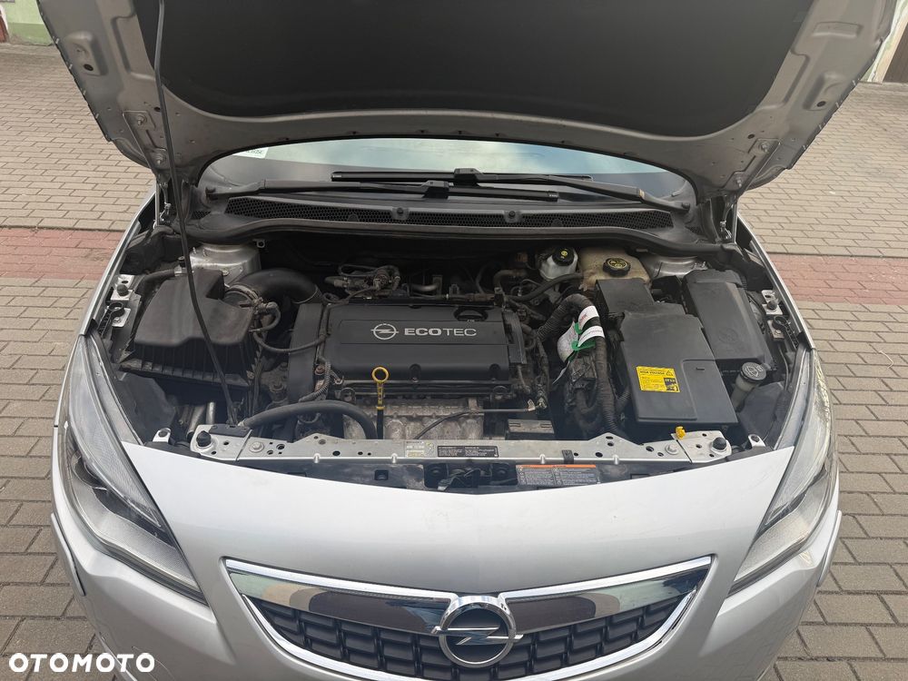 Opel Astra 1.6 Cosmo - 8