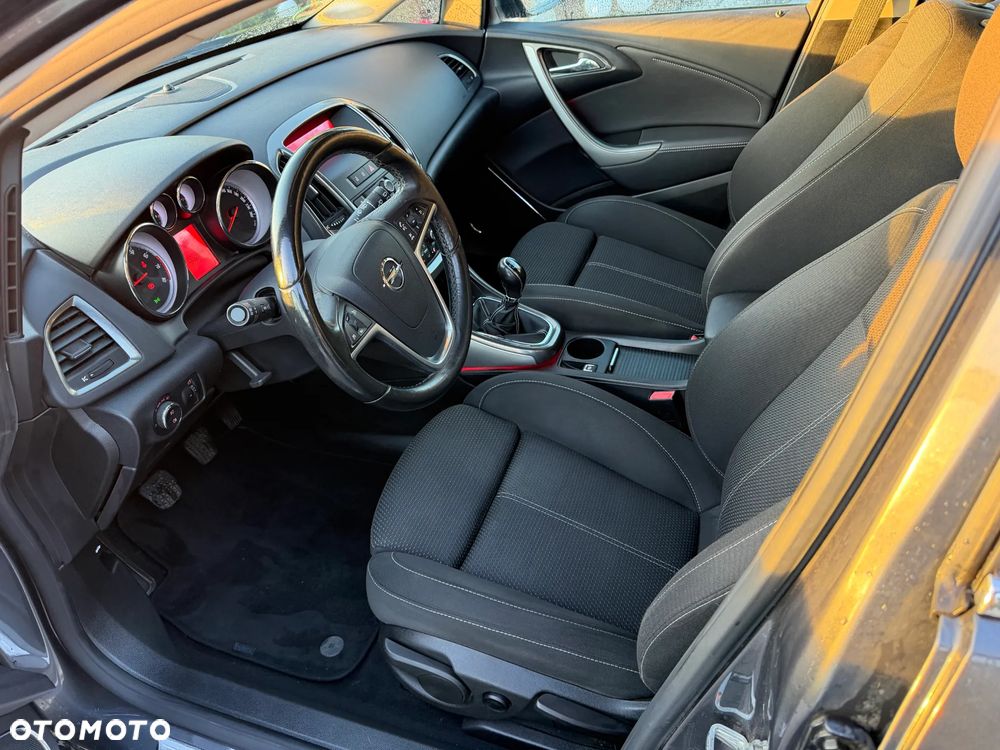 Opel Astra 1.4 T Cosmo - 6