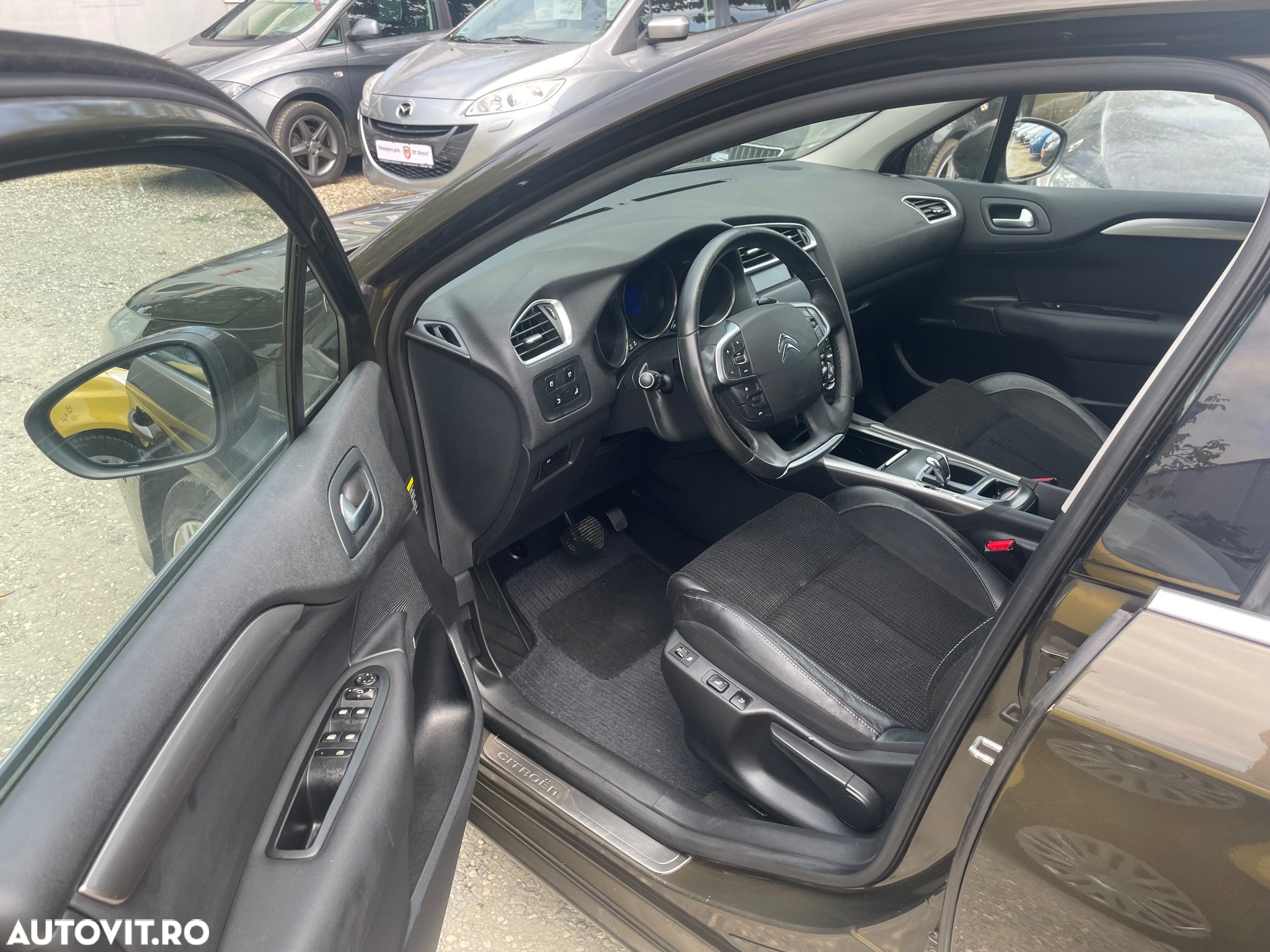 Citroën C4 1.6 THP BMP Exclusive - 10