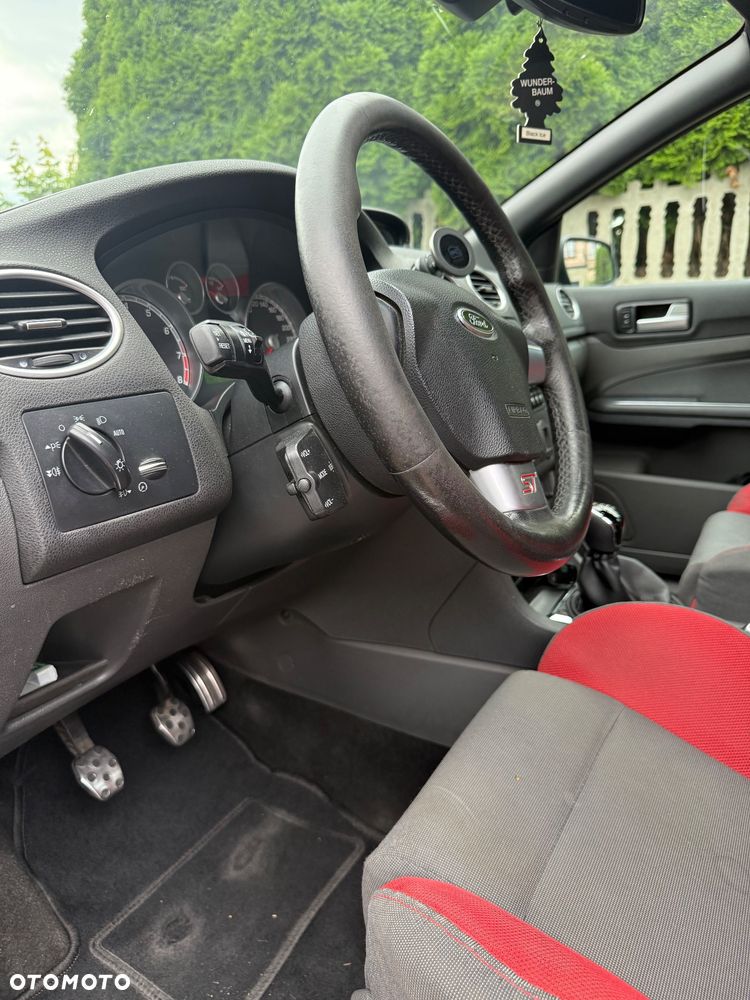 Ford Focus - 10