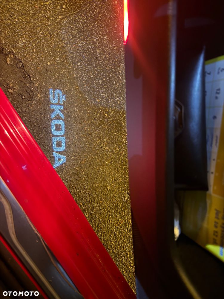 Skoda Superb 2.0 TDI SCR 4x4 Sportline DSG - 23