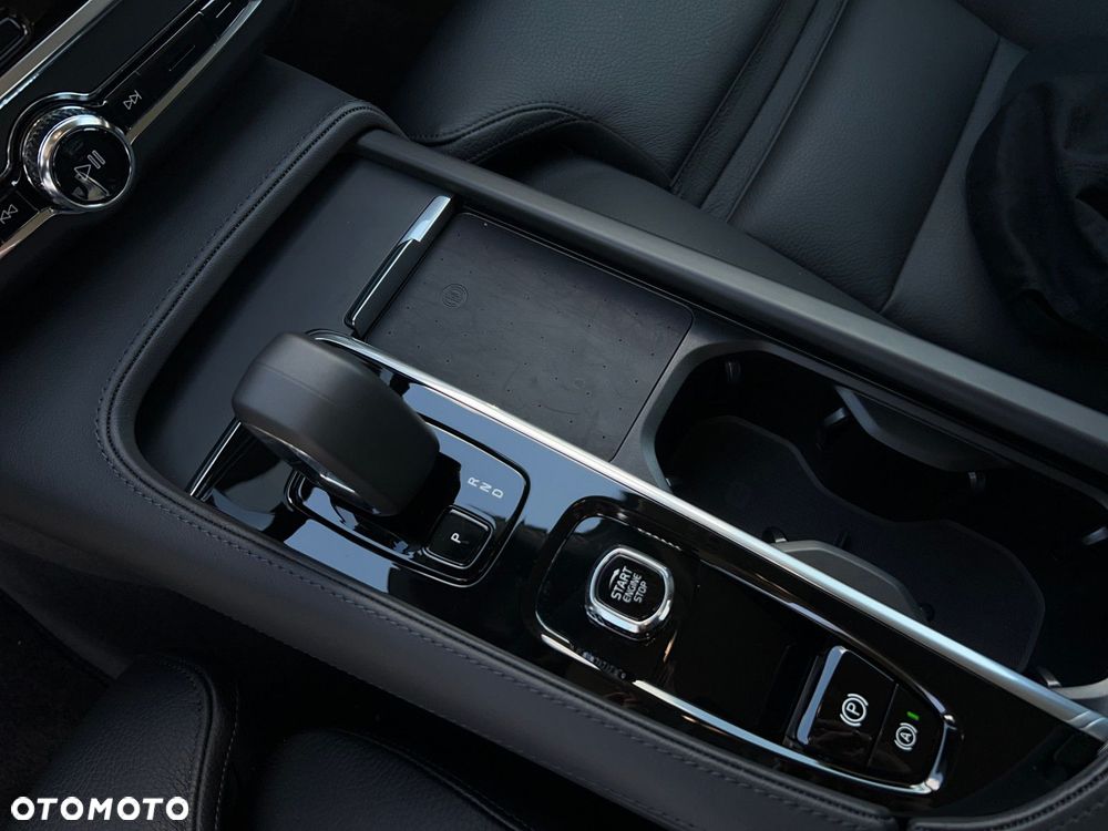 Volvo S90 - 15