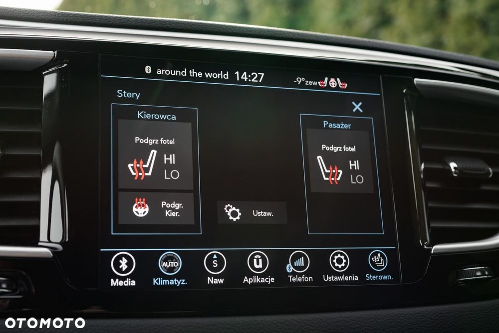 Chrysler Pacifica - 18