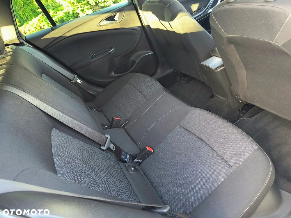 Opel Astra - 18