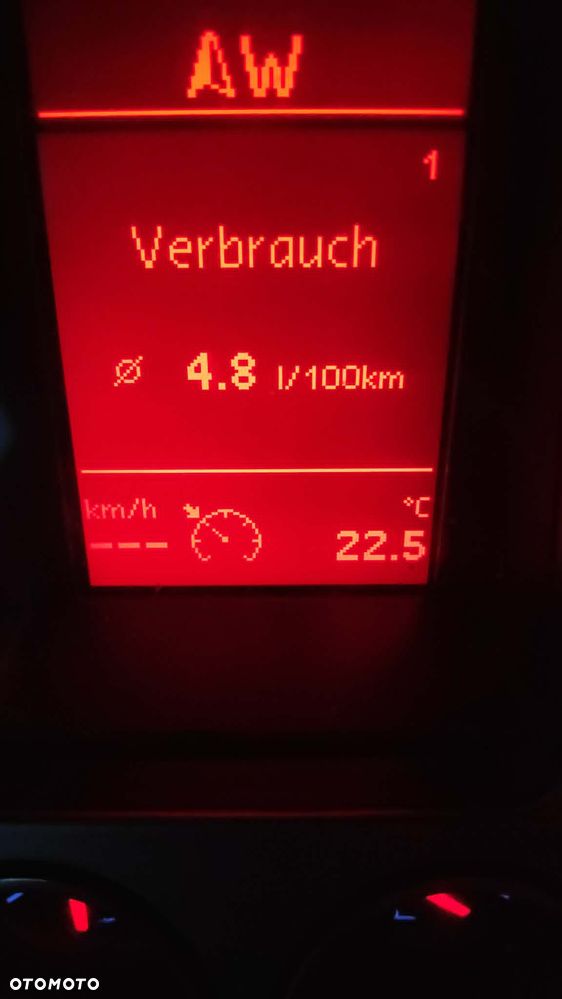 Volkswagen Passat - 8