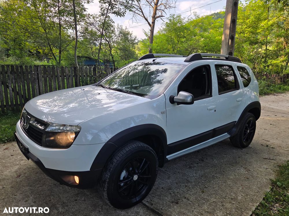 Dacia Duster 1.6 4x2 Laureate - 4