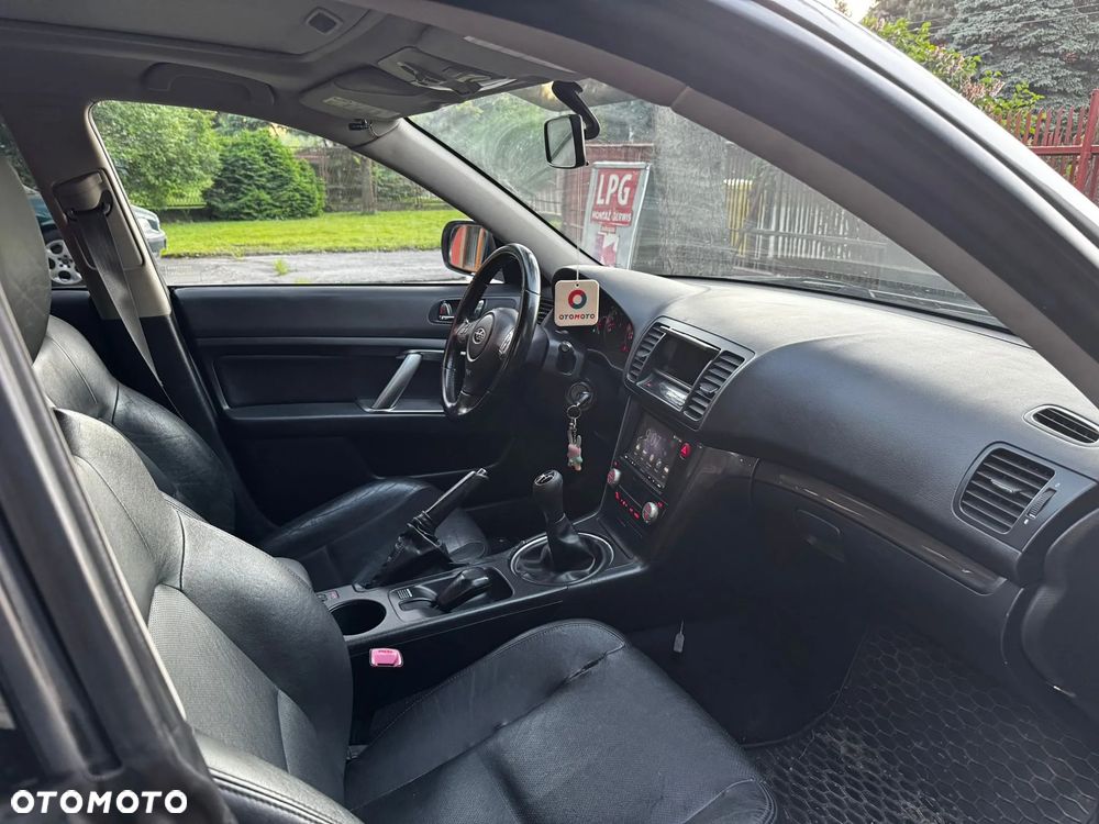 Subaru Legacy 2.5 4WD - 21