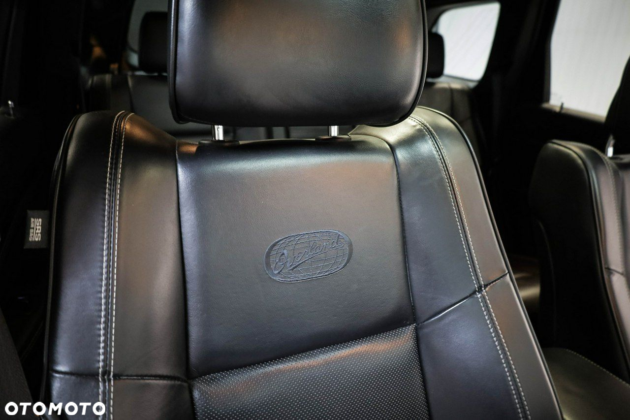 Jeep Grand Cherokee - 25